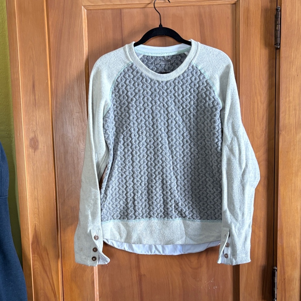 Prana Two-Tone Crewneck Sweater in Gray and Blie